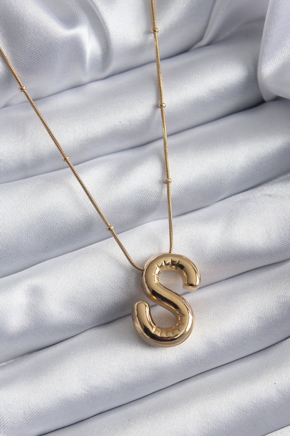 316L Çelik Gold Renk Bubble ''S'' Harf Model Kadın Kolye