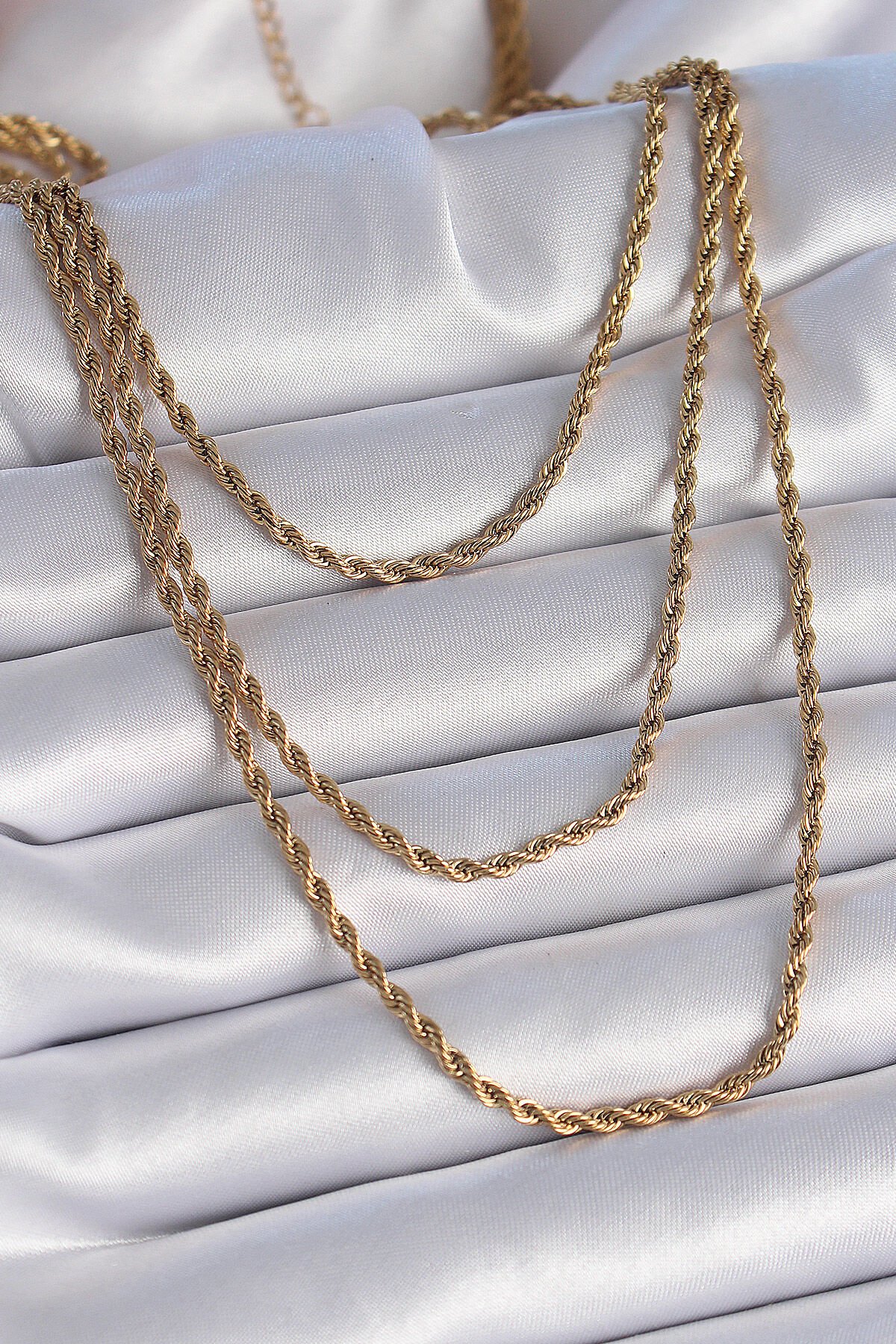 316L Çelik Gold Renk 3'lü Burgu Zincir Model Kadın Kolye