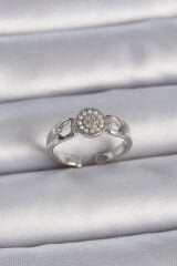 Pirinç Gümüş Renk Zirkon Taşlı İncili Kalp İşleme Detay Ayarlanabilir Model Kadın Yüzük